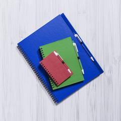 Vue Cahier Pilaf de couleur bleu| Krokrodeal