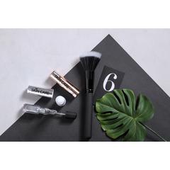 Vue Baume Lèvres Tarian de couleur gris| Krokrodeal