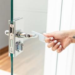 Vue générale Porte-Clés Antibacterienne Anticontact Riken | Krokrodeal